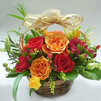 Model little rose basket